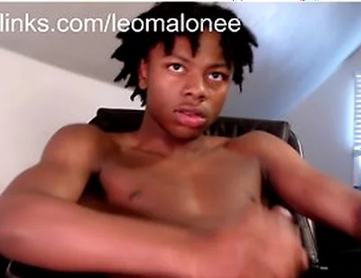 Black Teen 18+ Strokes His Bbc