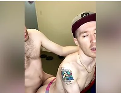 Romantic Bareback Cum Fucking