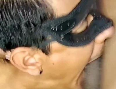 Hetero Vergón Fucks My Mouth at Will