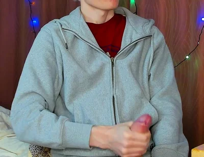 Huge Load Builds as Twink Imagines Friend Sucking