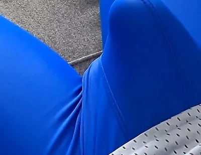I Get an Erection and Ejaculate When I Feel the Bulge in My Leggings.