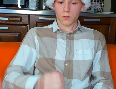 Alone After Class Twink Pumps to Pure Ecstasy