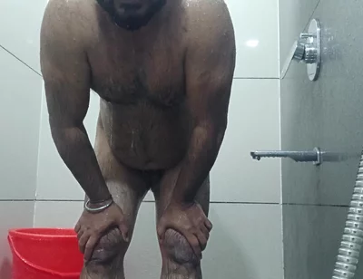 Hot Daady Nude Bathing Show