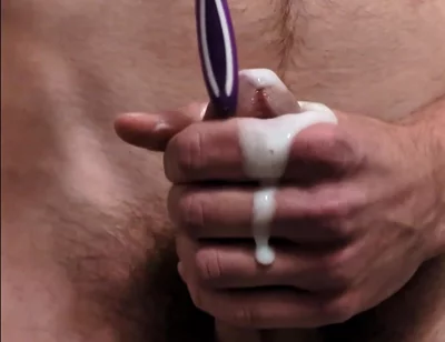 Loads of Thick Cum Explosion From a Toothbrush