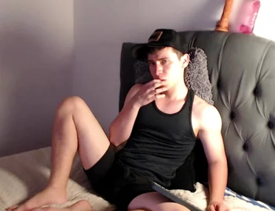 I Fuck with a Dildo in Private and Slatodelicioso