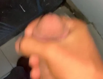 I Had to Jerk Cause I Feel Horny at Work