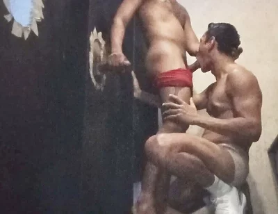 Black and White in Glory Hole