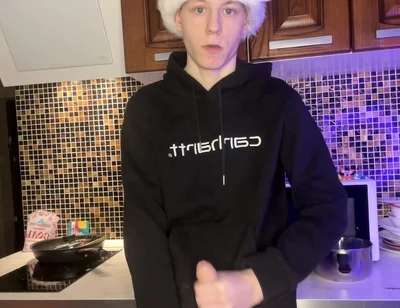 Imagining Stepbrother Seduction Causes Twink Massive Squirt