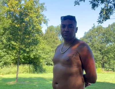 Nudist Jerking Single