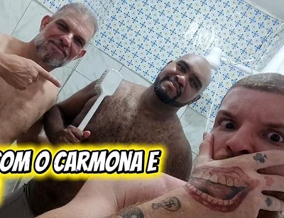 Bath Time with P Aii and Filhoo