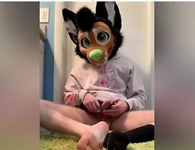 Furry Nerd Showing Off Feet Verbal Jerking Off With Sock