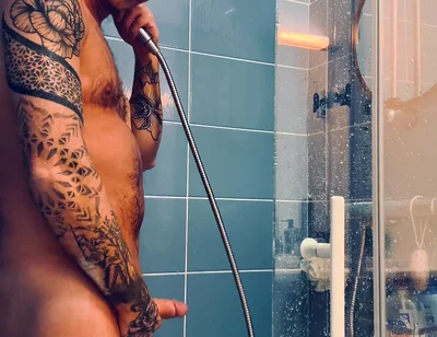 Hot Shower and Quick Pee