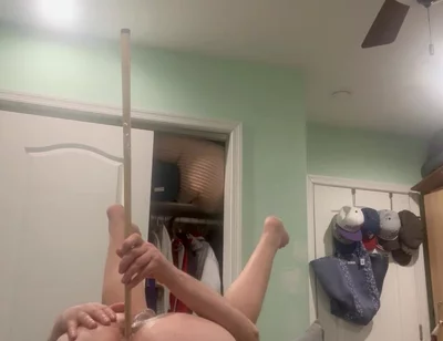 Sissy Fucks His Own Ass
