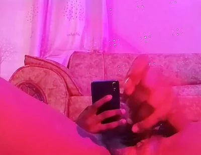 Sexy Big Butt Twink Jerks off