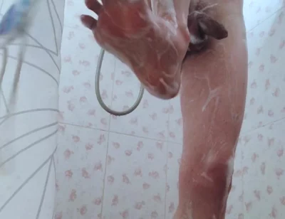 A Twink Shows off His Body in the Bathroom
