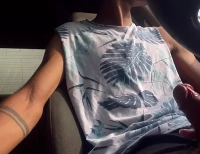 College Boy Masturbates in the Car Until He Cums