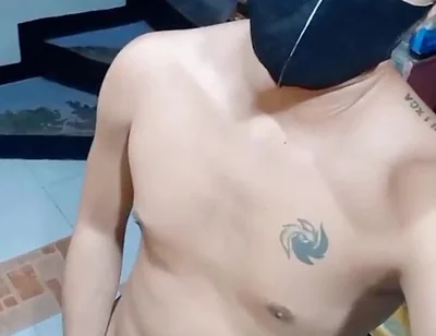 Sexy Pinoy Boy Wank His Hard Cock