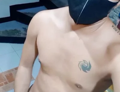 Sexy Pinoy Boy Wank His Hard Cock