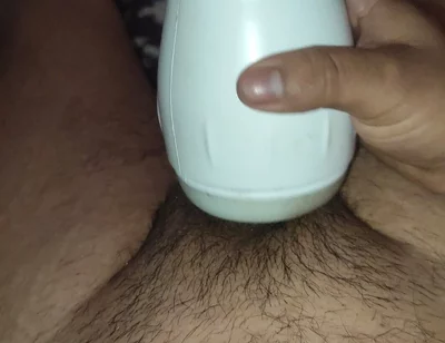 I Masturbate Very Well with My Toy
