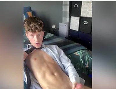 Jerking After A Hard Day At The Office - Tpk