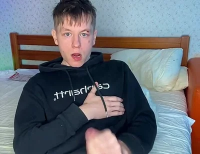 Bored in My Room so I Rubbed My Big Cock Until I Blew a Load
