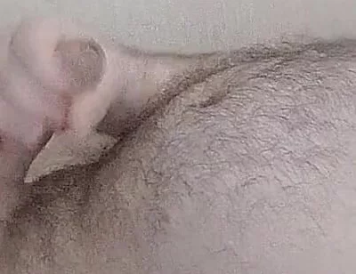 Short Masturbation and Cumshot