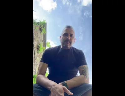 25 Mins of Multiple Piss Videos From Uncut Daddy