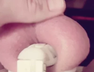 Cum in Chastitty