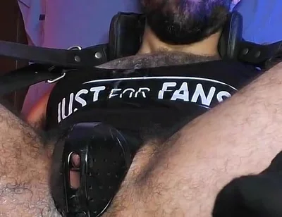Ricky Cage February 2026 Live Cam Show - Tech Jock Wearing Cap and Socks Gets Machine-pounded