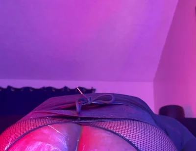 Bubble Butt Piggy Goes on Nasty Joyride