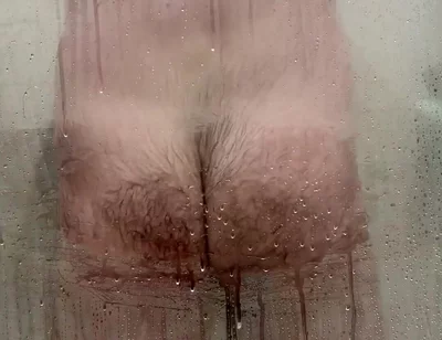 Need a Better View, Let Me Wipe the Shower Screen for You