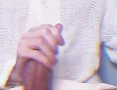 Famous Hollywood Actor with Huge Fat Cock Goes Viral!