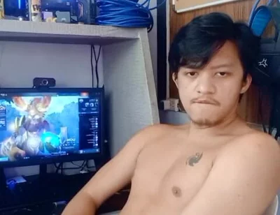 Hot Pinoy Boy Taste Himself