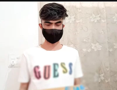 First Time Suck the Delivery Man Because I Was Very Horny