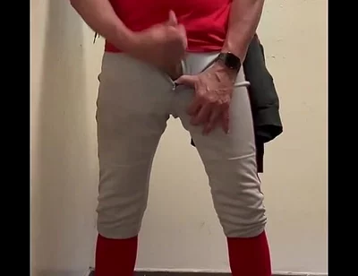 Baseball Dilf Jockdad87 Edges His Cock in Gear