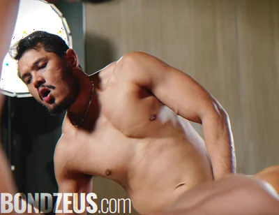 Five-way Interracial Orgy Gangbang
