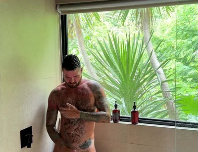 I’d Love to Jerk off in the Shower