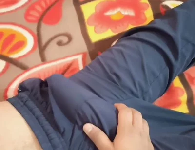 My Straight Friend Morning Wood Big Nonster Cock First Time I Give Him Handjob