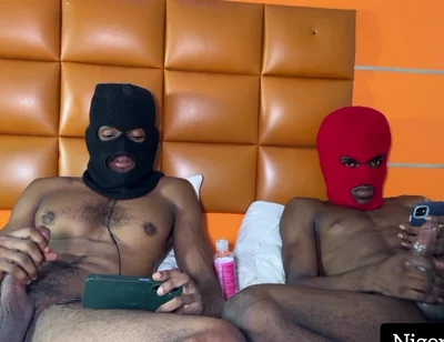 Horny Straight Guys Masturbate