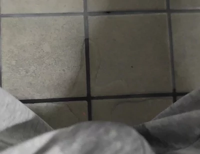 Got so Exited Peeing My Self That My Legs Started to Shake