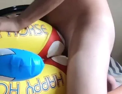 Inflatable ride
