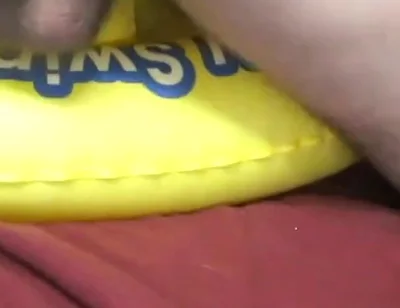 The yellow float