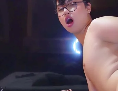 I Fuck the Most Beautiful Twink in the Neighborhood Bareback