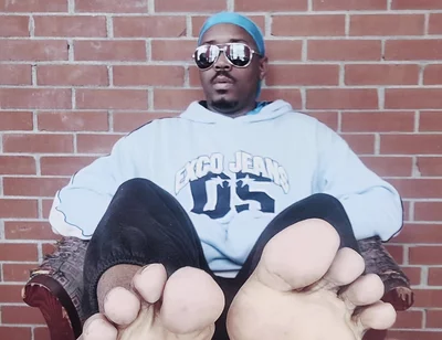 Display My Male Soles 3
