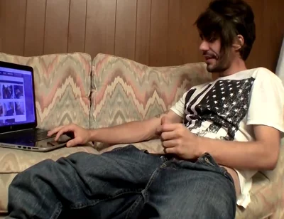 Devin Reynolds In Devin Enjoys His Own Porn