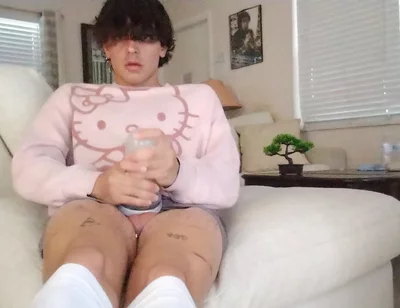 Hello Kitty Cock