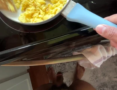 Thesubjojo - Making Lunch with Special Cream Sauce