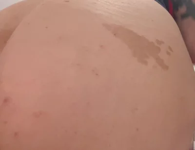 Every Time His Girlfriend Leaves the House He Puts Her Dildos in His Ass