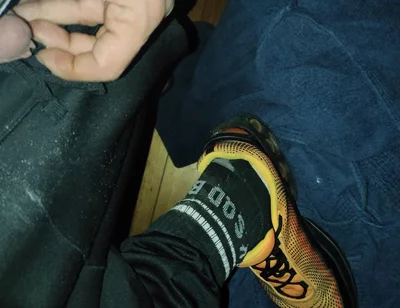 Dirtyjunkbro Doesn't Want to Go to the Toilet. Better on the Sports Shoes