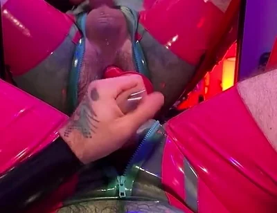 Thrusting Dildo Fucks Me to a Cumshot